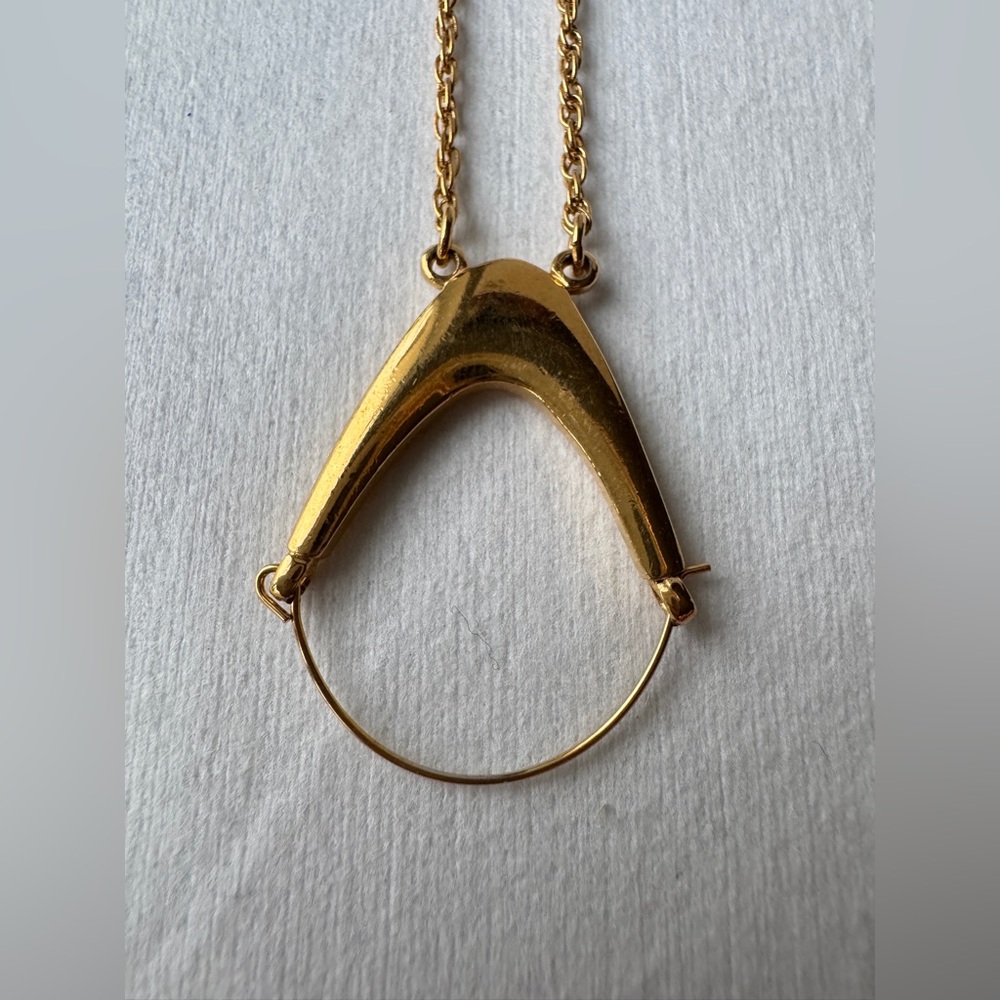 Vintage Gold Tone Signed Crown Trifari Necklace With Pendant Charm Holder